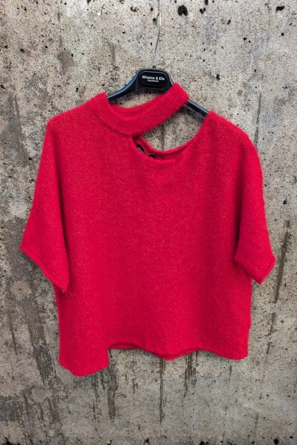 Cutout knit