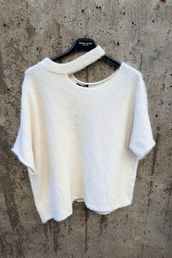 Cutout knit