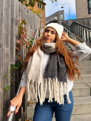 Wool scarf