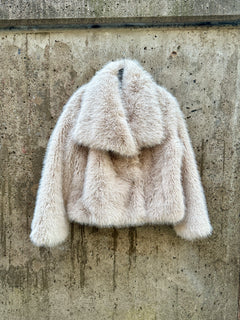 Elegant & Furry