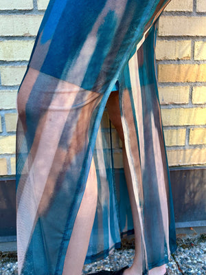 Long sleeve mesh dress