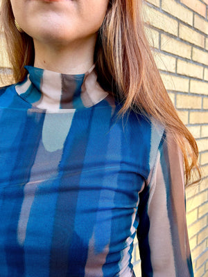 Long sleeve mesh dress
