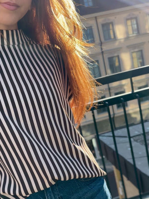 Striped Zip-up top