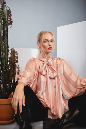 #bigbowblouse-dustypink